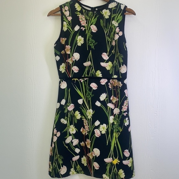 Victoria Beckham - Black Pressed Flower Dress Made For Target Size Small - Picture 4 of 11